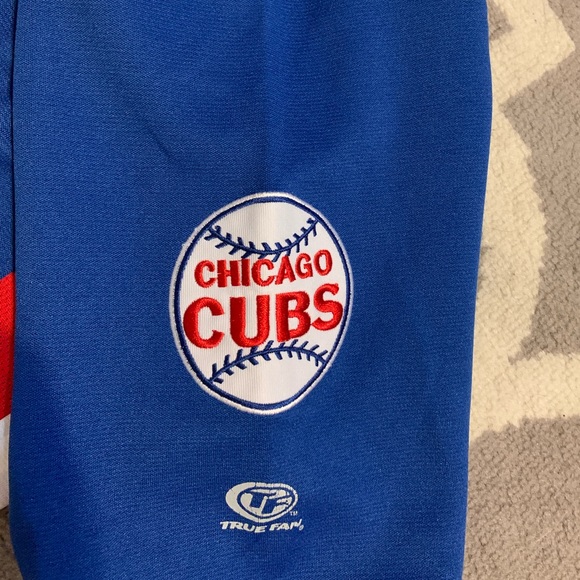 True Fan Chicago Cubs Jersey - Picture 4 of 6
